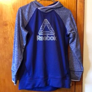 Kids sizing Reebok sweatshirt